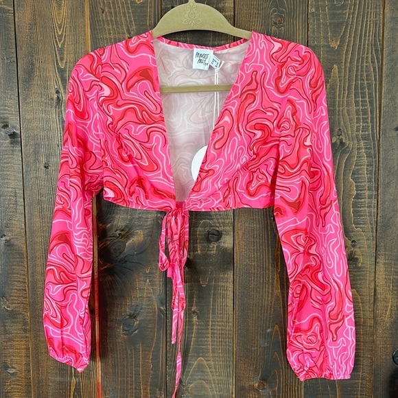 Princess Polly, long sleeve crop top - Picture 1 of 3